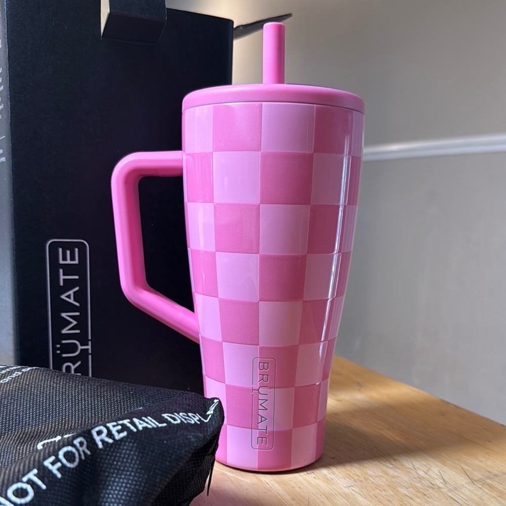 BrüMate Pink Checkered Tumbler